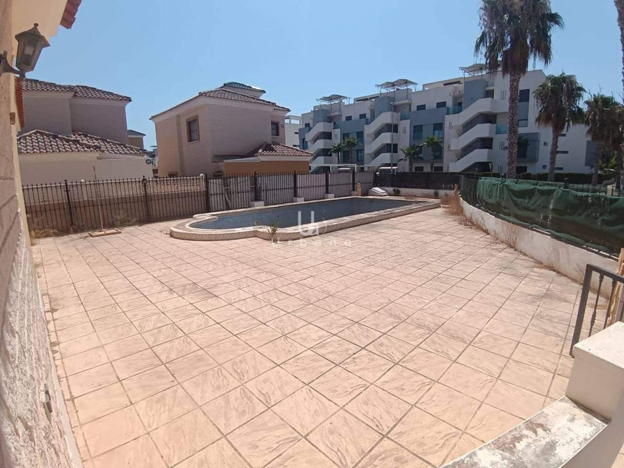 3 bedroom Villa for sale in Guardamar del Segura with pool garage - € 214,000 (Ref: 8848684)