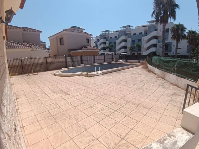 Chalet de 3 habitaciones en Guardamar del Segura en venta con piscina garaje - 214.000 € (Ref: 8848684)