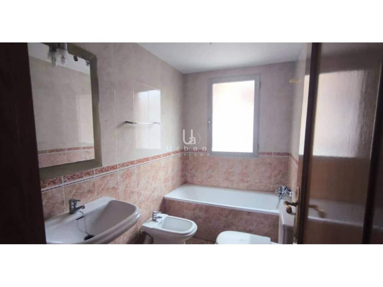 3 soveværelse Lejlighed til salg i Zarandona med garage - € 233.000 (Ref: 8854395)