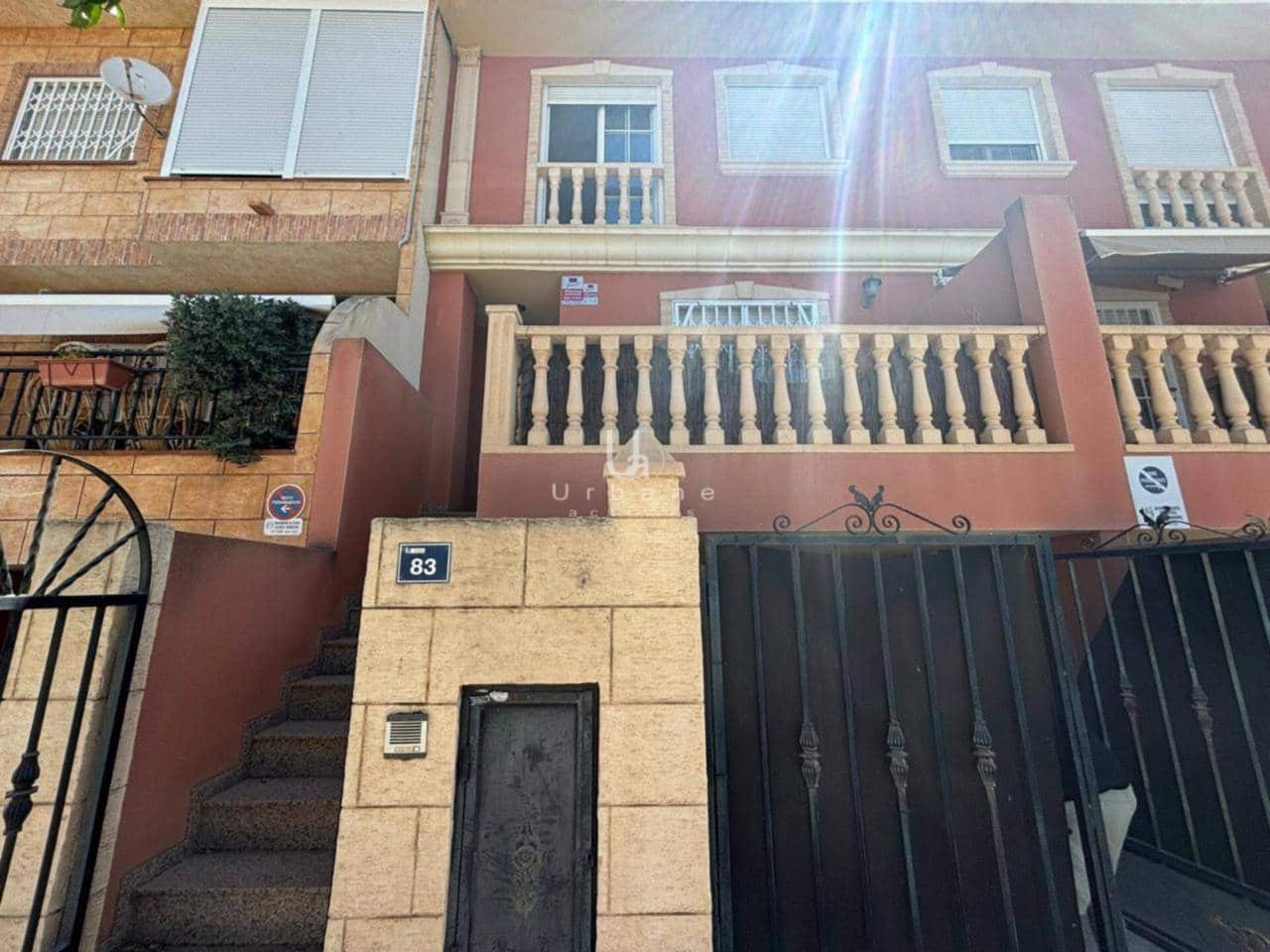 3 soverom Rekkehus til salgs i Almoradi med garasje - € 119 000 (Ref: 8866673)