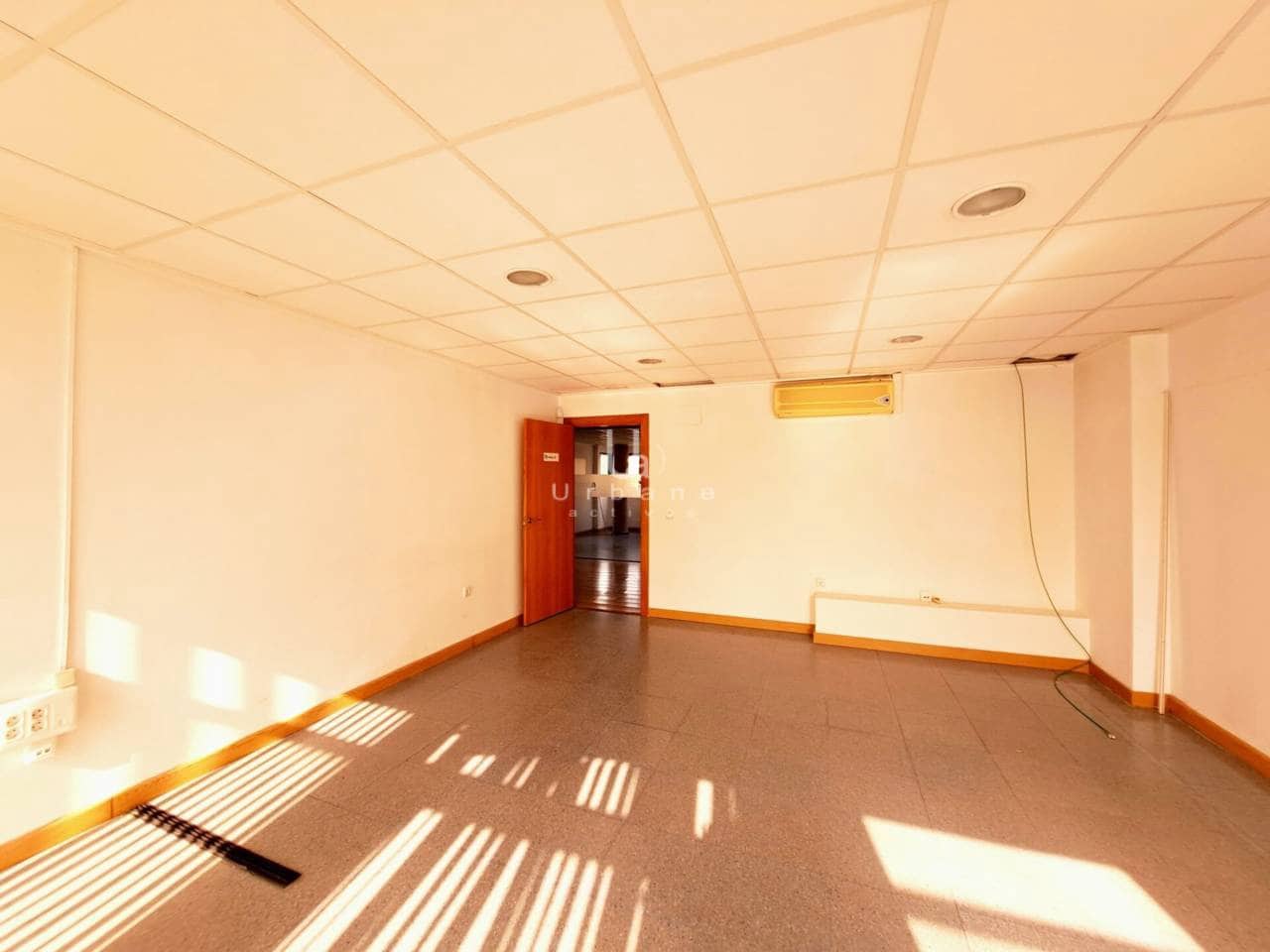 Kontor til salgs i Murcia by med garasje - € 310 000 (Ref: 8879347)