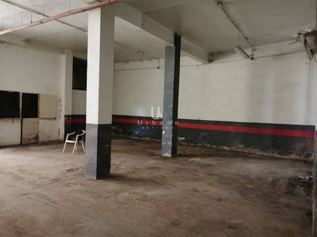 Bedrijf te koop in Benicalap, Valencia stad - € 1.400.000 (Ref: 8923369)