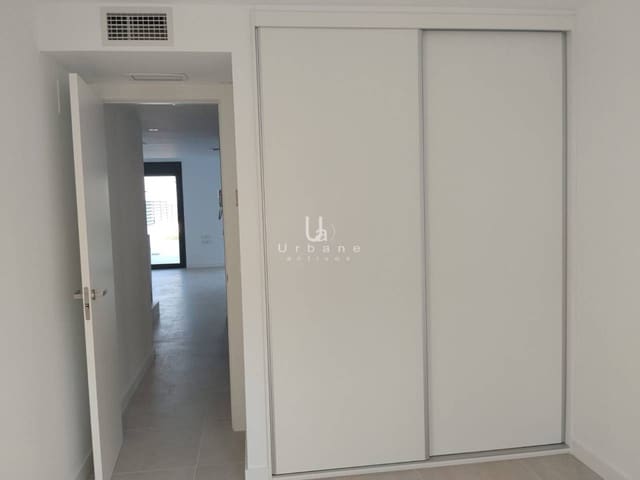 3 soveværelse Villa til salg i Los Alcázares med swimmingpool garage - € 1.390.000 (Ref: 8931743)