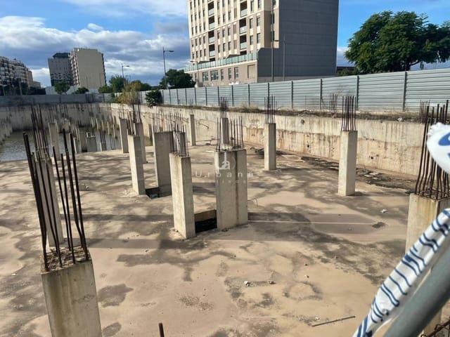 Leilighet til salgs i Alzira - € 2 910 000 (Ref: 8970996)