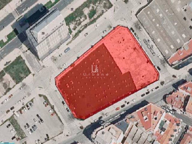 Building Plot for sale in Alzira - € 2,730,000 (Ref: 8970996)