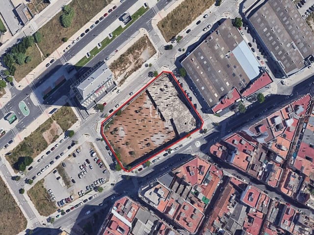 Building Plot for sale in Alzira - € 2,730,000 (Ref: 8970996)