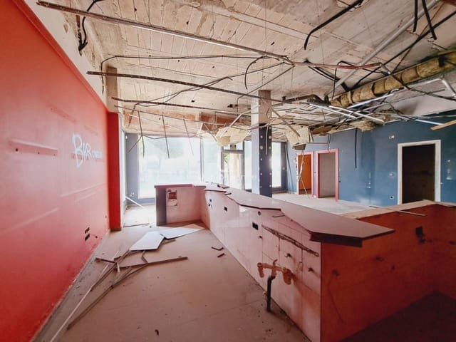 Kommersiell til salgs i Los Ramos, Murcia by - € 55 000 (Ref: 8977784)