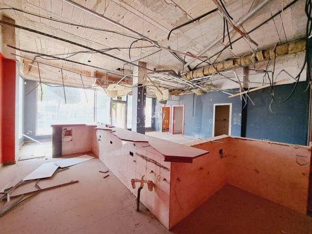 Kommersiell til salgs i Los Ramos, Murcia by - € 55 000 (Ref: 8977784)