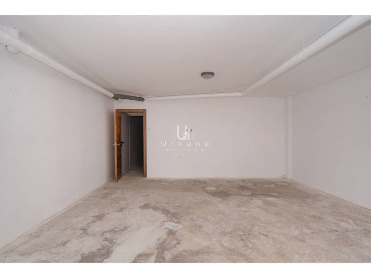 4 makuuhuone Rivitalo myytävänä paikassa Roda mukana uima-altaan 
autotalli - 190 000 € (Ref: 8985393)