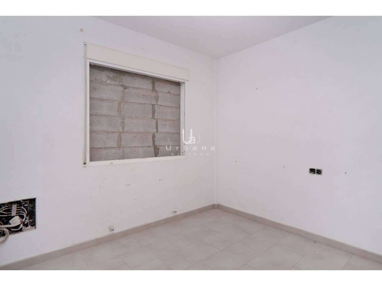 4 makuuhuone Rivitalo myytävänä paikassa Roda mukana uima-altaan 
autotalli - 190 000 € (Ref: 8985393)