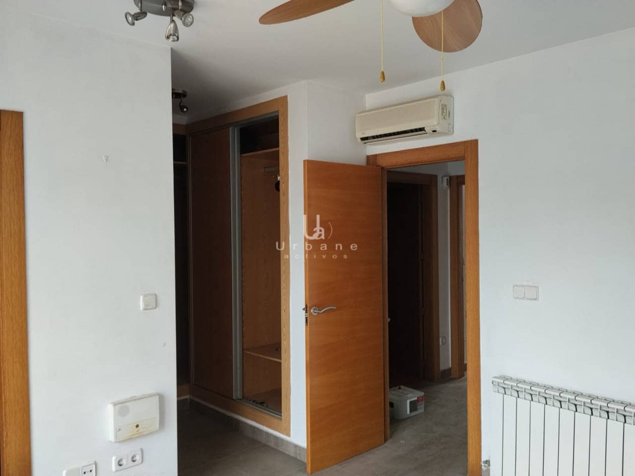 4 bedroom Terraced Villa for sale in Roda with pool garage - € 190,000 (Ref: 8985393)