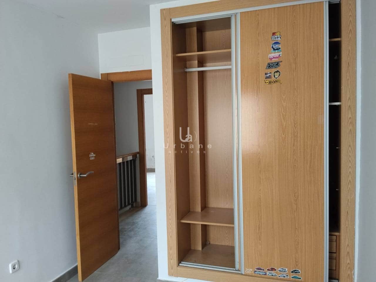 4 bedroom Terraced Villa for sale in Roda with pool garage - € 190,000 (Ref: 8985393)