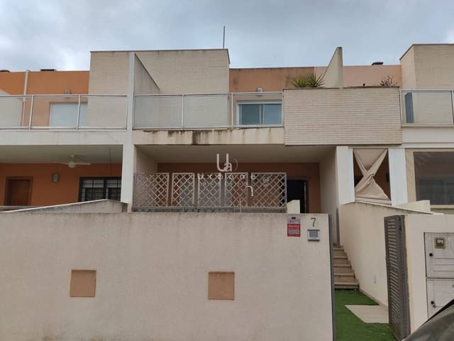 4 sovrum Radhus till salu i Roda, San Javier med pool garage - 190 000 € (Ref: 8985393)