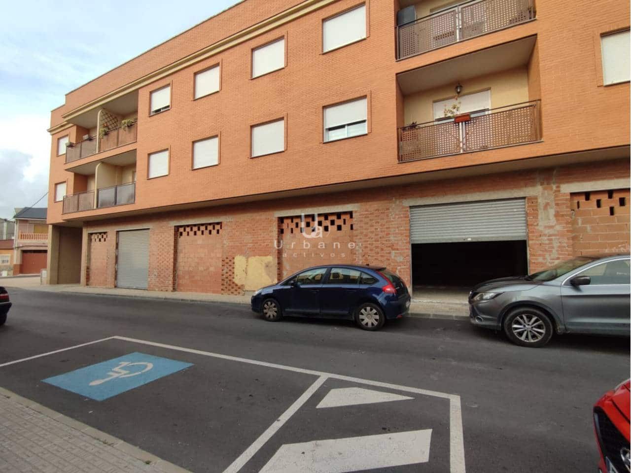 Commercieel te koop in Beniel - € 69.000 (Ref: 8987852)