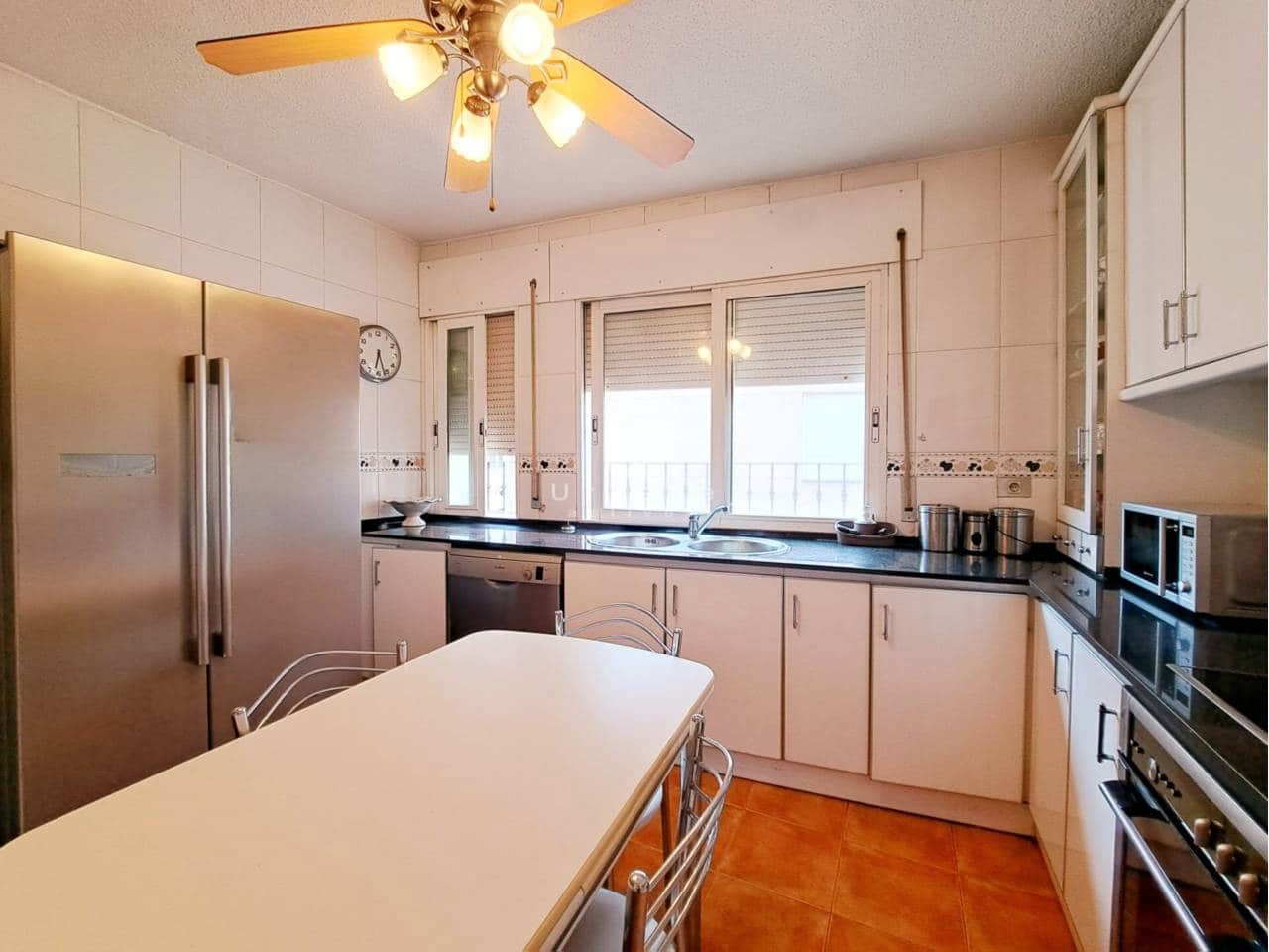 4 soveværelse Lejlighed til salg i Beniajan med garage - € 230.000 (Ref: 8990314)