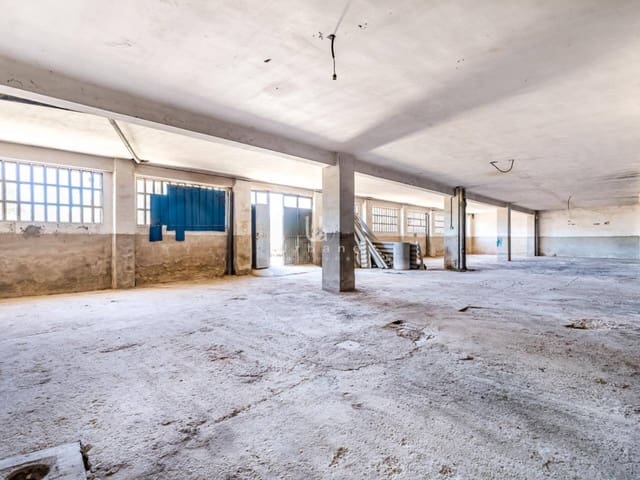 Kommersiell till salu i L'Olleria - 99 000 € (Ref: 9002756)