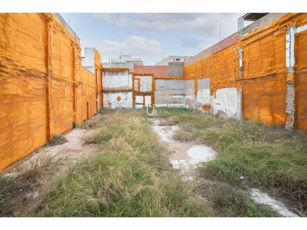 Grunde uden byggetilladelser til salg i Algemesi - € 135.000 (Ref: 9002757)