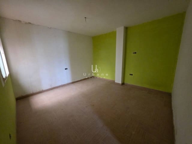 4 soveværelse Villa til salg i Bullas med garage - € 80.000 (Ref: 9031064)