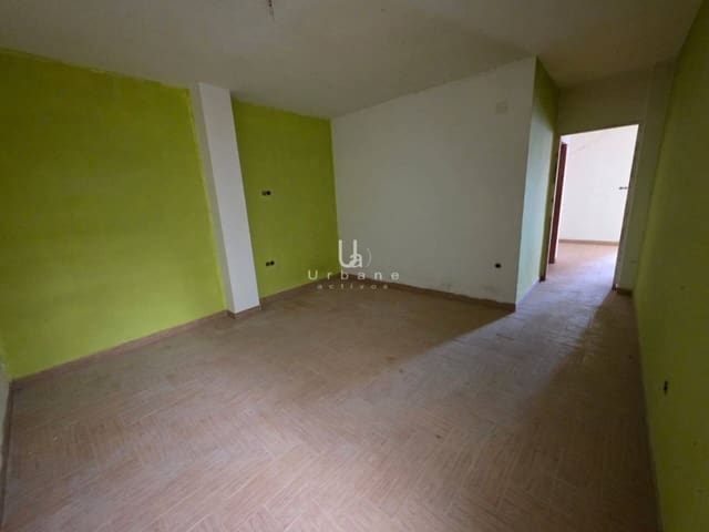 4 soveværelse Villa til salg i Bullas med garage - € 80.000 (Ref: 9031064)