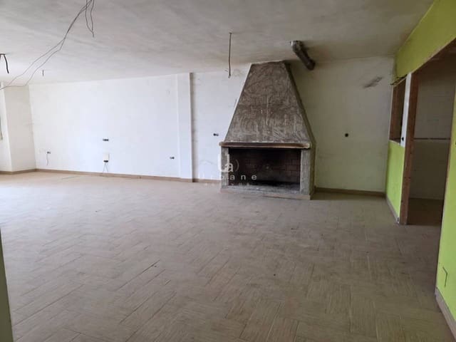 4 soveværelse Villa til salg i Bullas med garage - € 80.000 (Ref: 9031064)