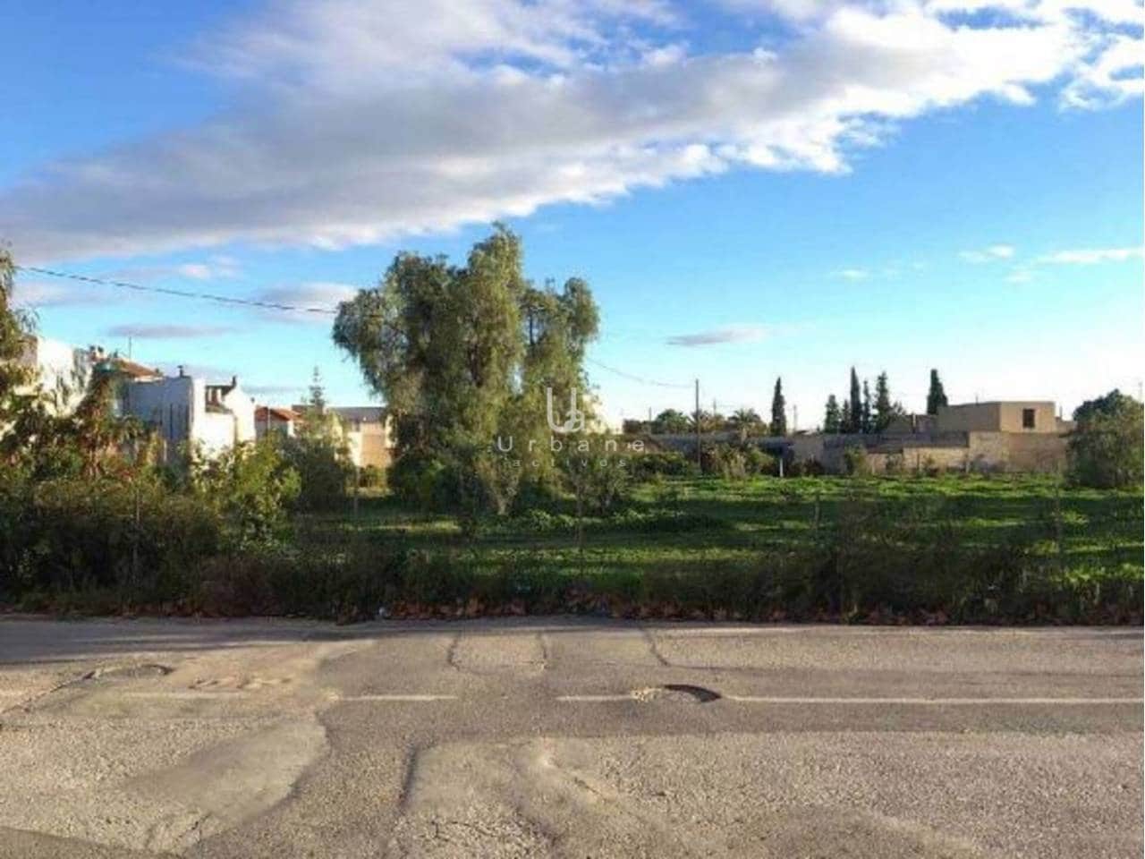Grunde uden byggetilladelser til salg i Alhama de Murcia - € 154.300 (Ref: 9036219)