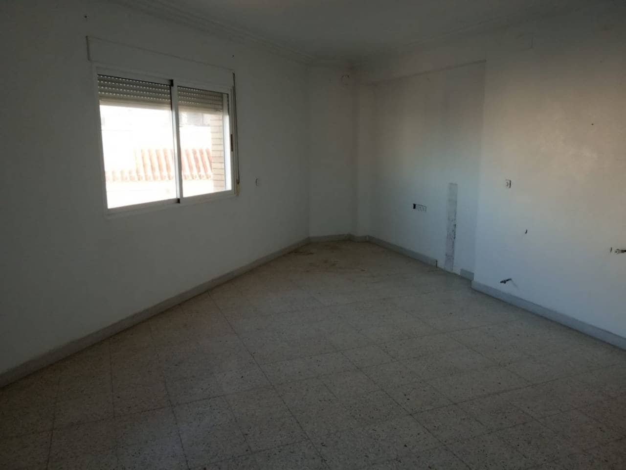 3 soveværelse Lejlighed til salg i Cehegin - € 42.000 (Ref: 9088336)