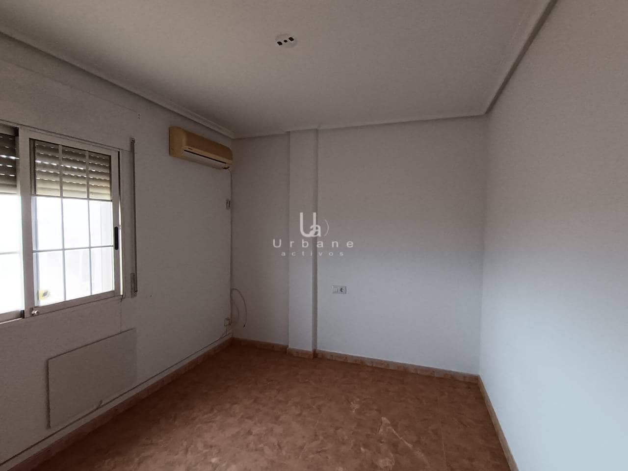 3 soveværelse Rækkehus til salg i Los Urrutias med swimmingpool garage - € 135.000 (Ref: 9095008)