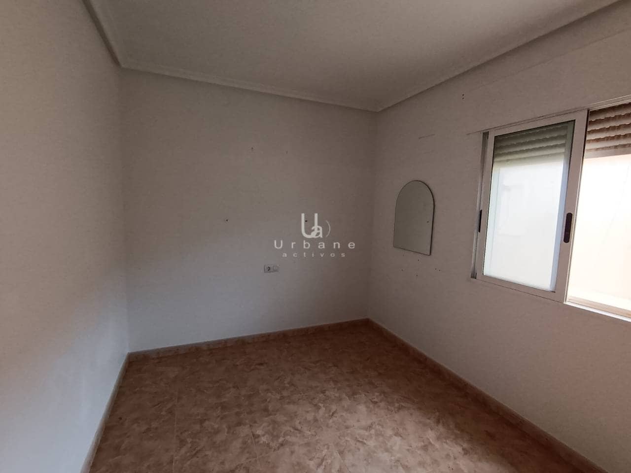 3 soveværelse Rækkehus til salg i Los Urrutias med swimmingpool garage - € 135.000 (Ref: 9095008)