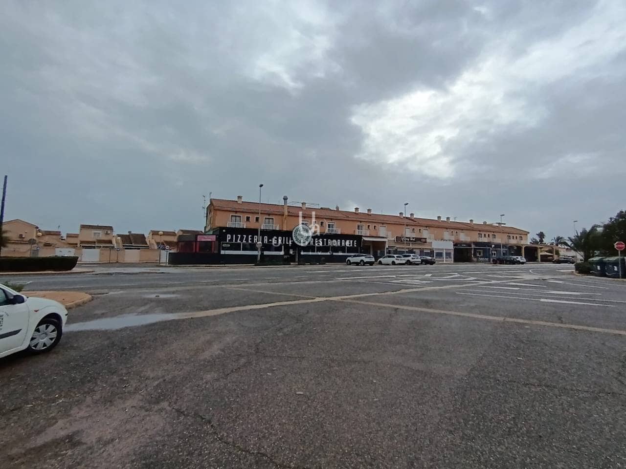 3 soveværelse Rækkehus til salg i Los Urrutias med swimmingpool garage - € 135.000 (Ref: 9095008)