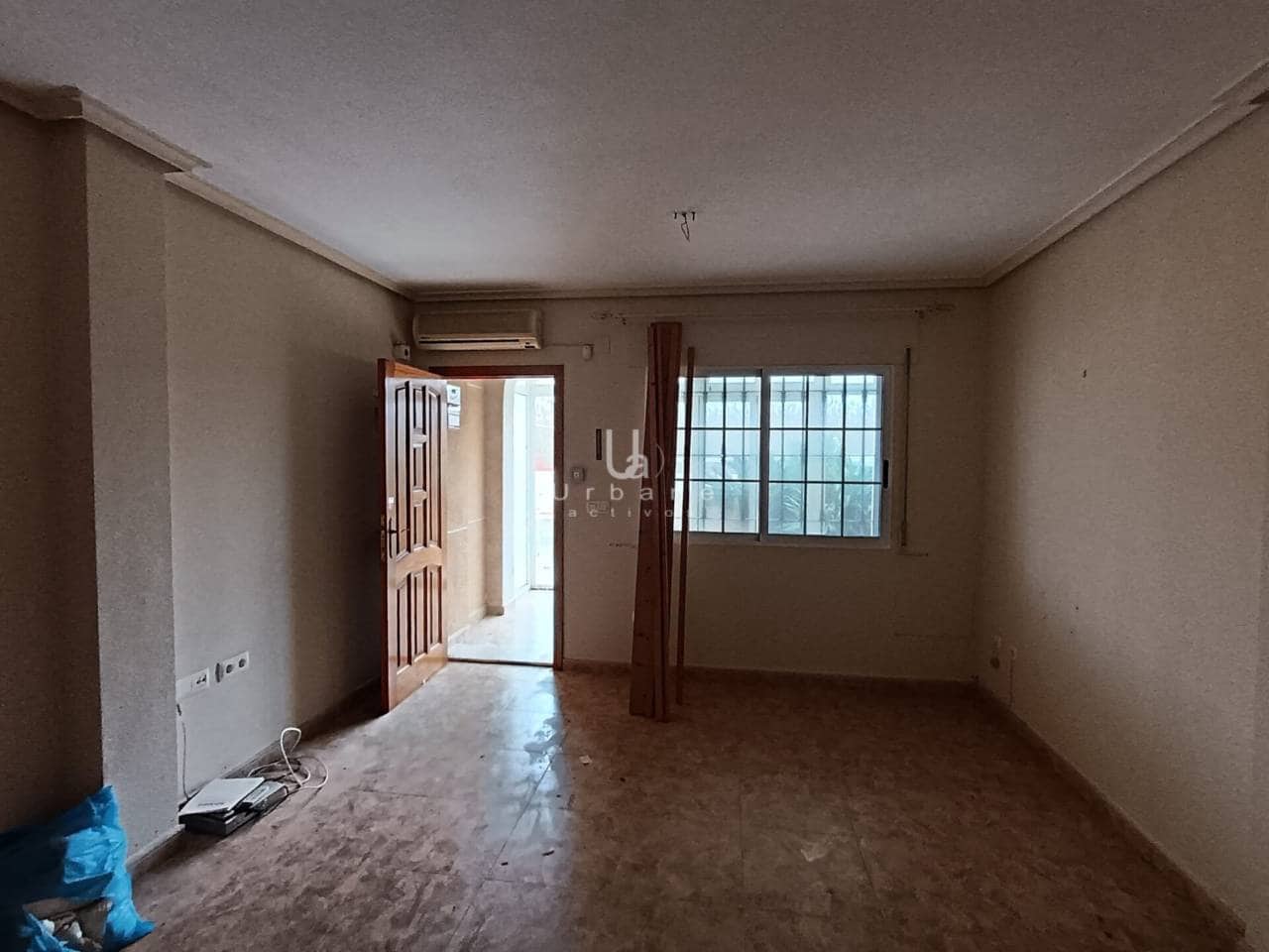 3 soveværelse Rækkehus til salg i Los Urrutias med swimmingpool garage - € 135.000 (Ref: 9095008)