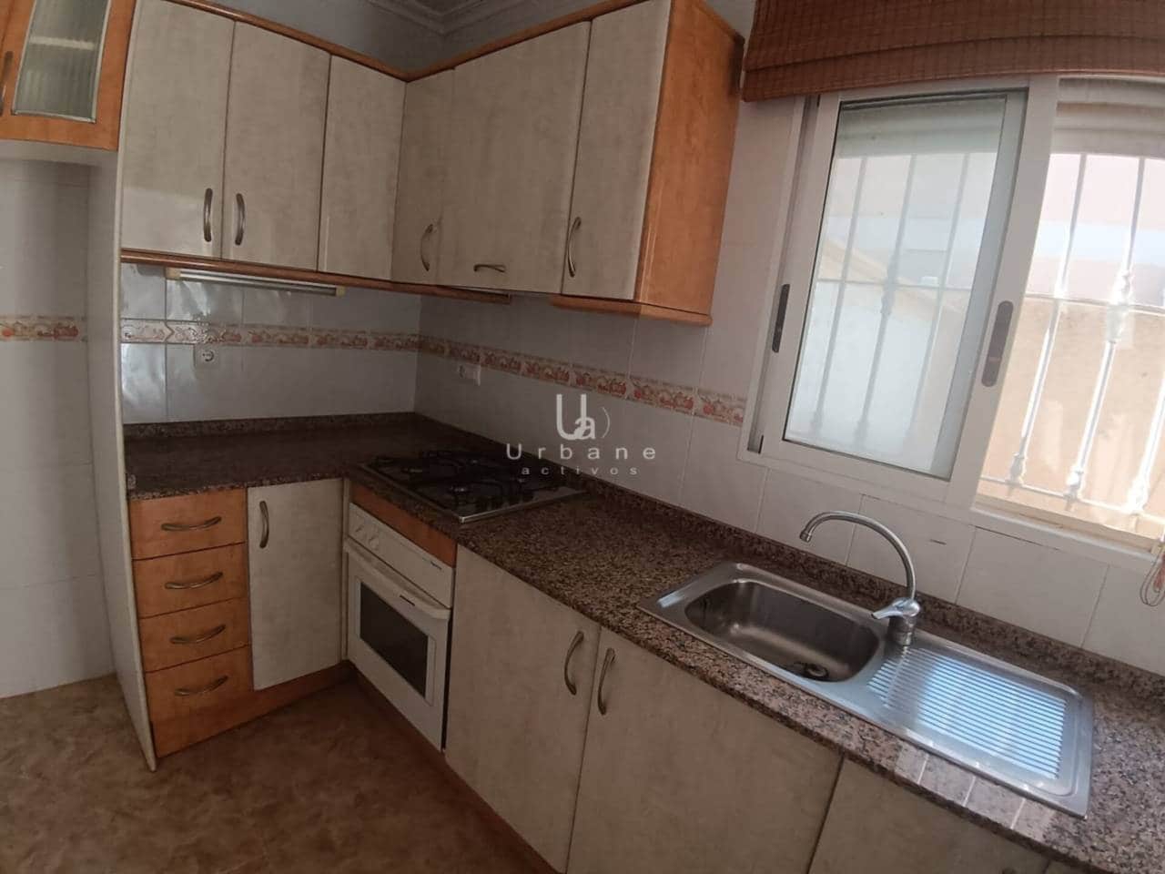 3 soveværelse Rækkehus til salg i Los Urrutias med swimmingpool garage - € 135.000 (Ref: 9095008)