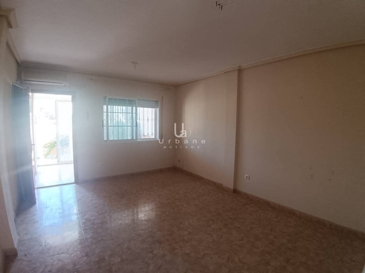 3 soveværelse Rækkehus til salg i Los Urrutias med swimmingpool garage - € 135.000 (Ref: 9095008)