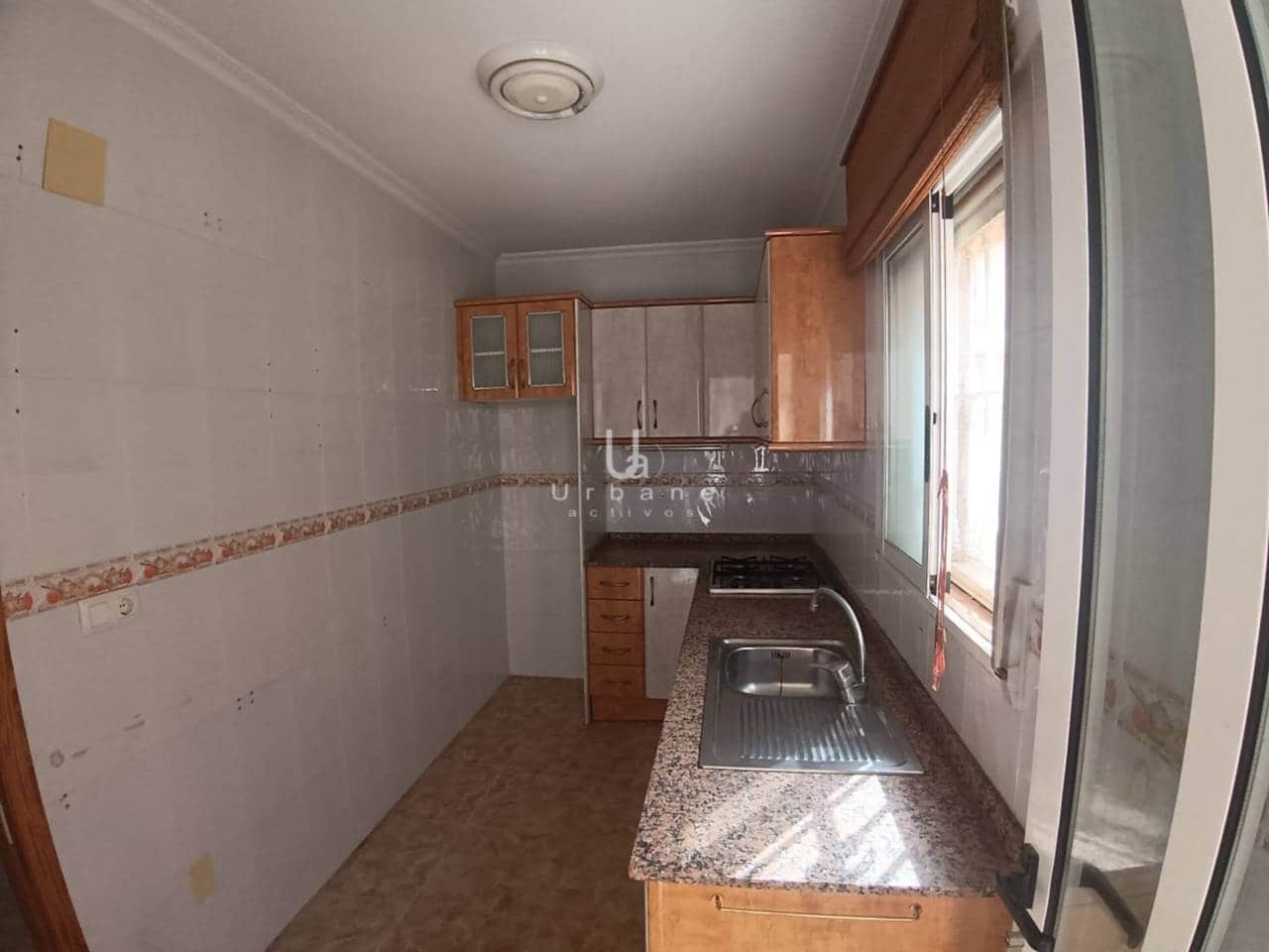 3 soveværelse Rækkehus til salg i Los Urrutias med swimmingpool garage - € 135.000 (Ref: 9095008)