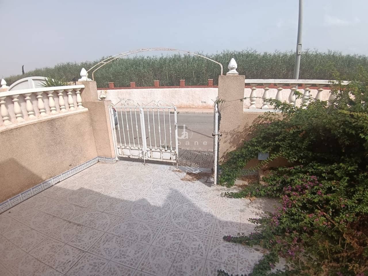 3 soveværelse Rækkehus til salg i Los Urrutias med swimmingpool garage - € 135.000 (Ref: 9095008)