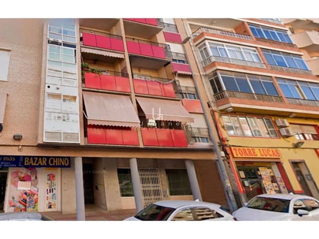 Commercieel te koop in Espinardo, Murcia stad - € 153.000 (Ref: 9126472)