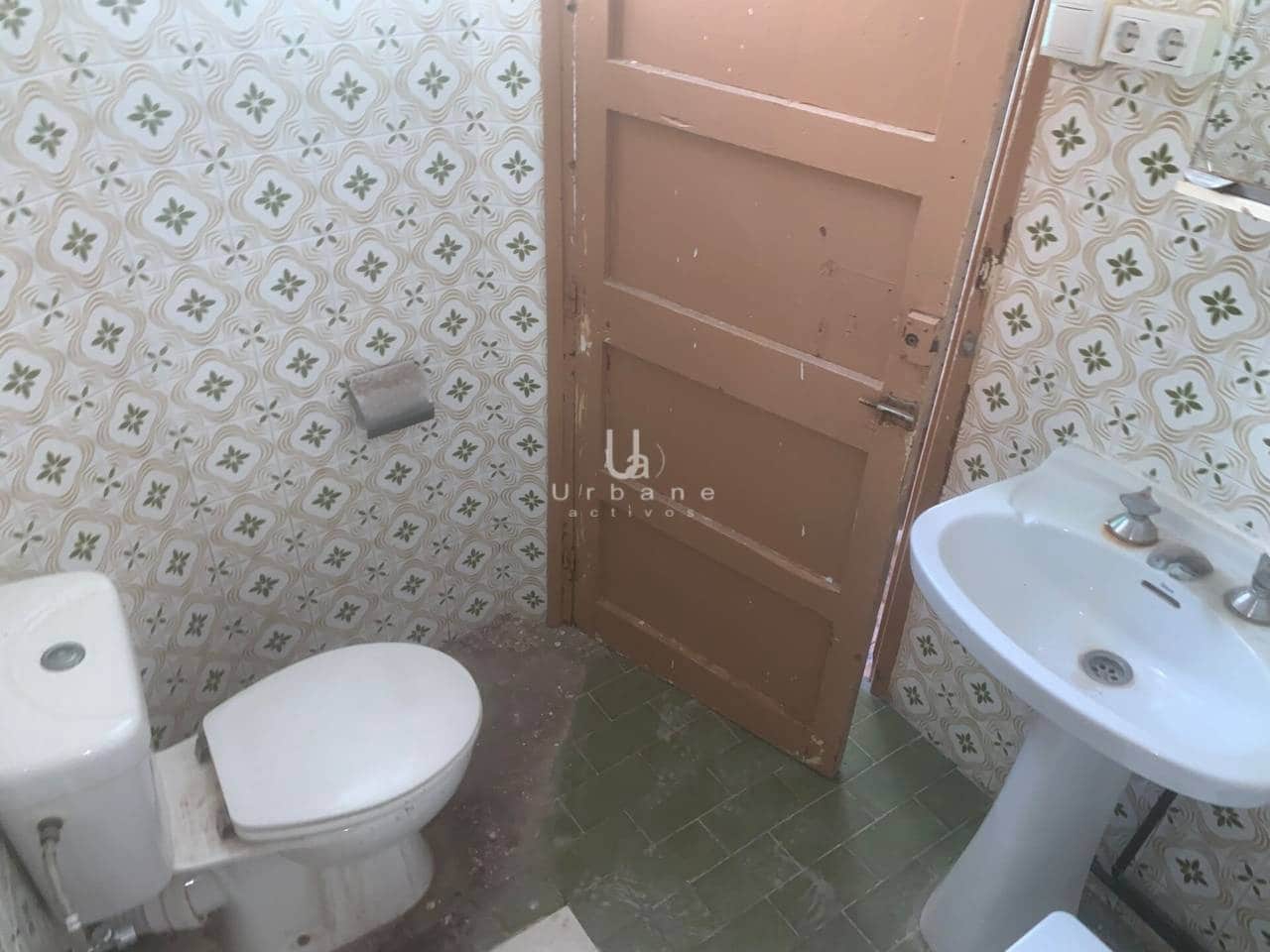 3 bedroom Flat for sale in Cieza - € 29,000 (Ref: 9129432)