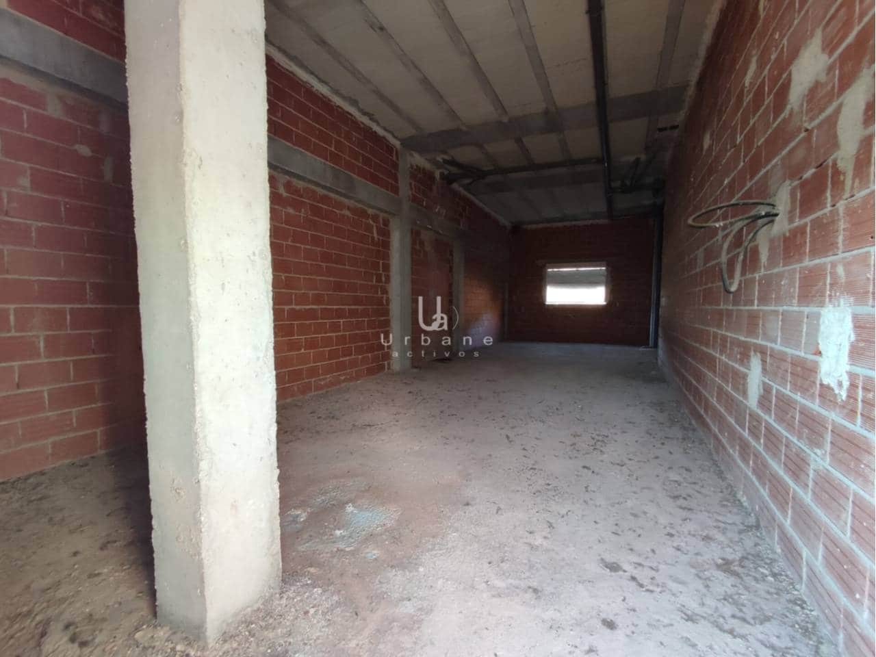 Kommersiell til salgs i Beniajan - € 45 000 (Ref: 9132000)