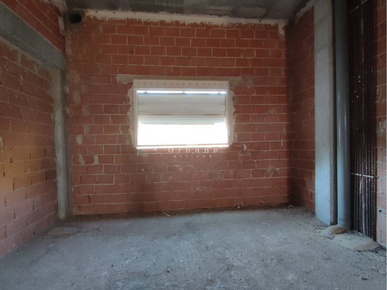 Kommersiell til salgs i Beniajan - € 45 000 (Ref: 9132000)