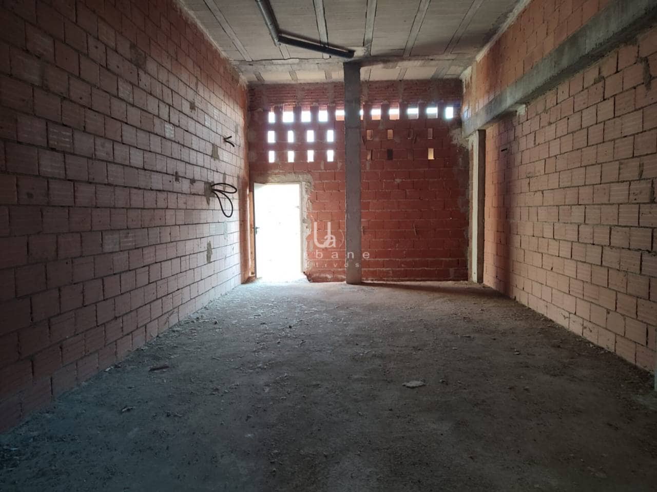 Kommersiell til salgs i Beniajan - € 45 000 (Ref: 9132000)