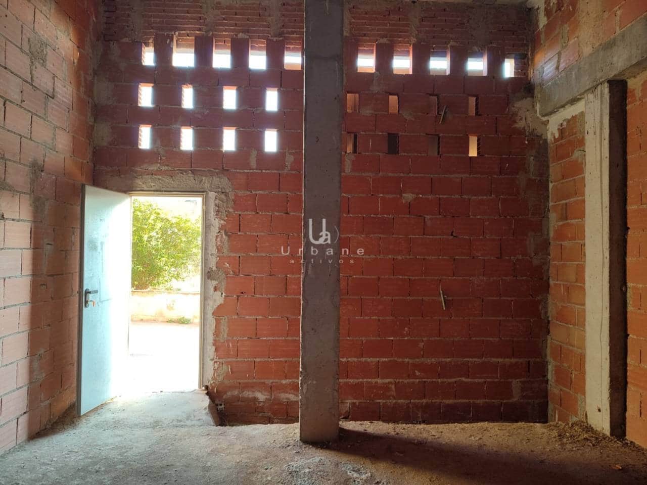 Kommersiell til salgs i Beniajan - € 45 000 (Ref: 9132000)