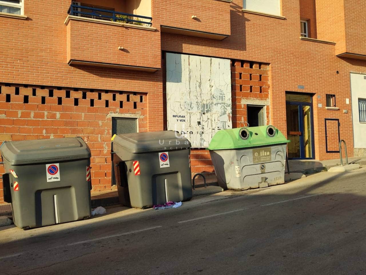 Kommersiell til salgs i Beniajan - € 45 000 (Ref: 9132000)