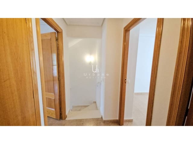 3 slaapkamer Villa te koop in Zarandona, Murcia stad met garage - € 259.000 (Ref: 9142547)