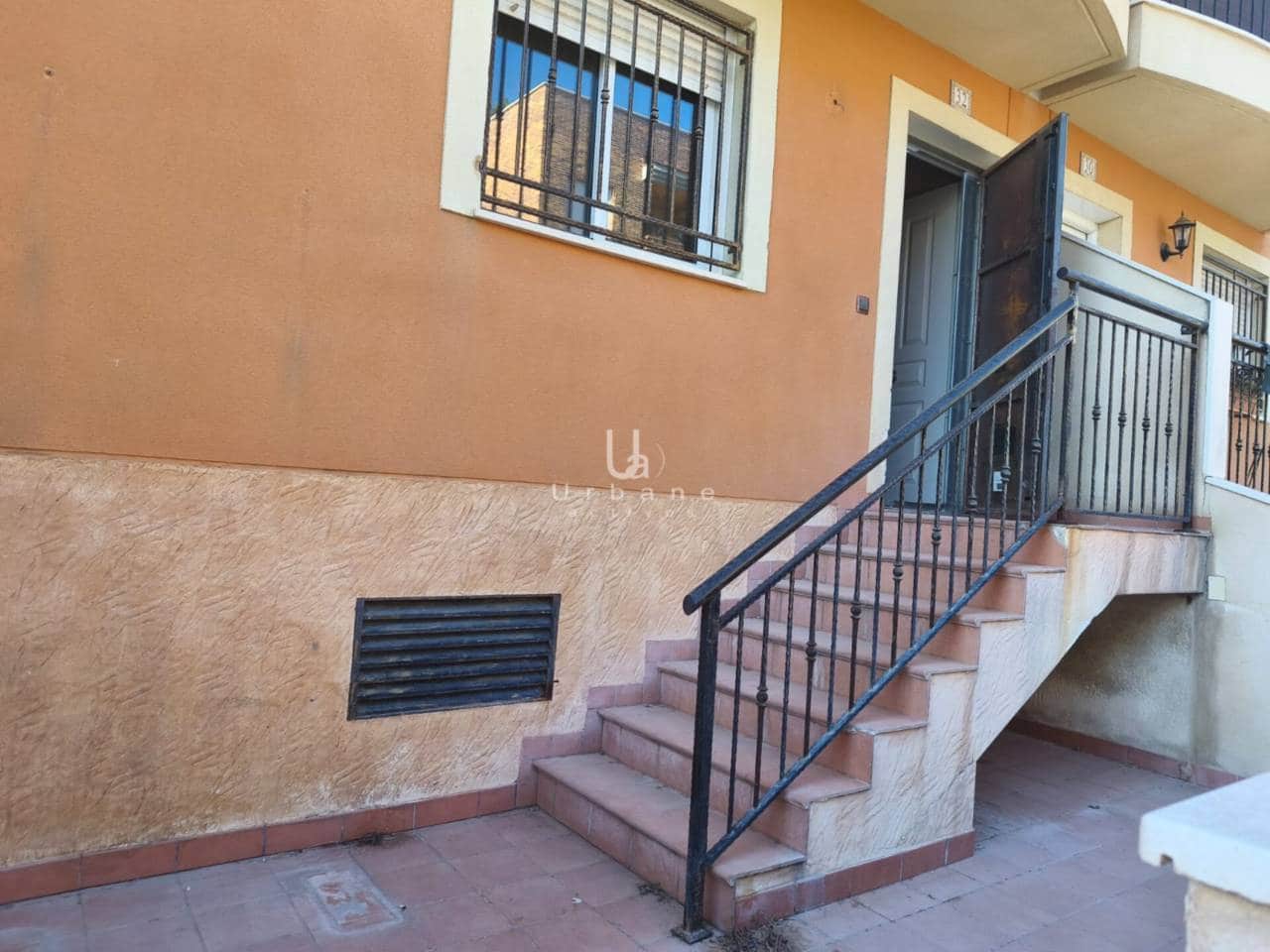 4 soveværelse Rækkehus til salg i El Esparragal med garage - € 195.000 (Ref: 9197447)