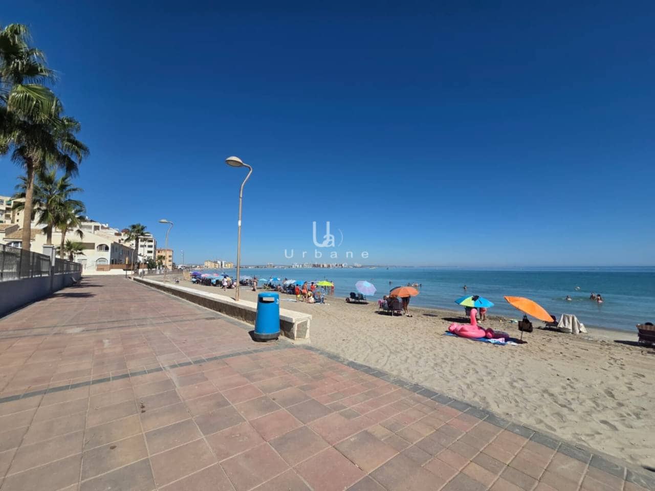 Erhverv til salg i La Manga del Mar Menor - € 115.000 (Ref: 9204191)