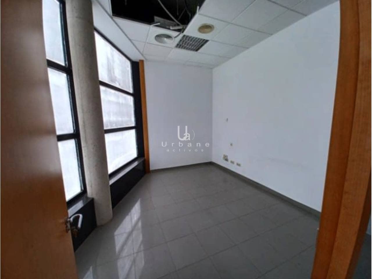 Commerciale in vendita in Cartagena - 96.000 € (Rif: 9217794)