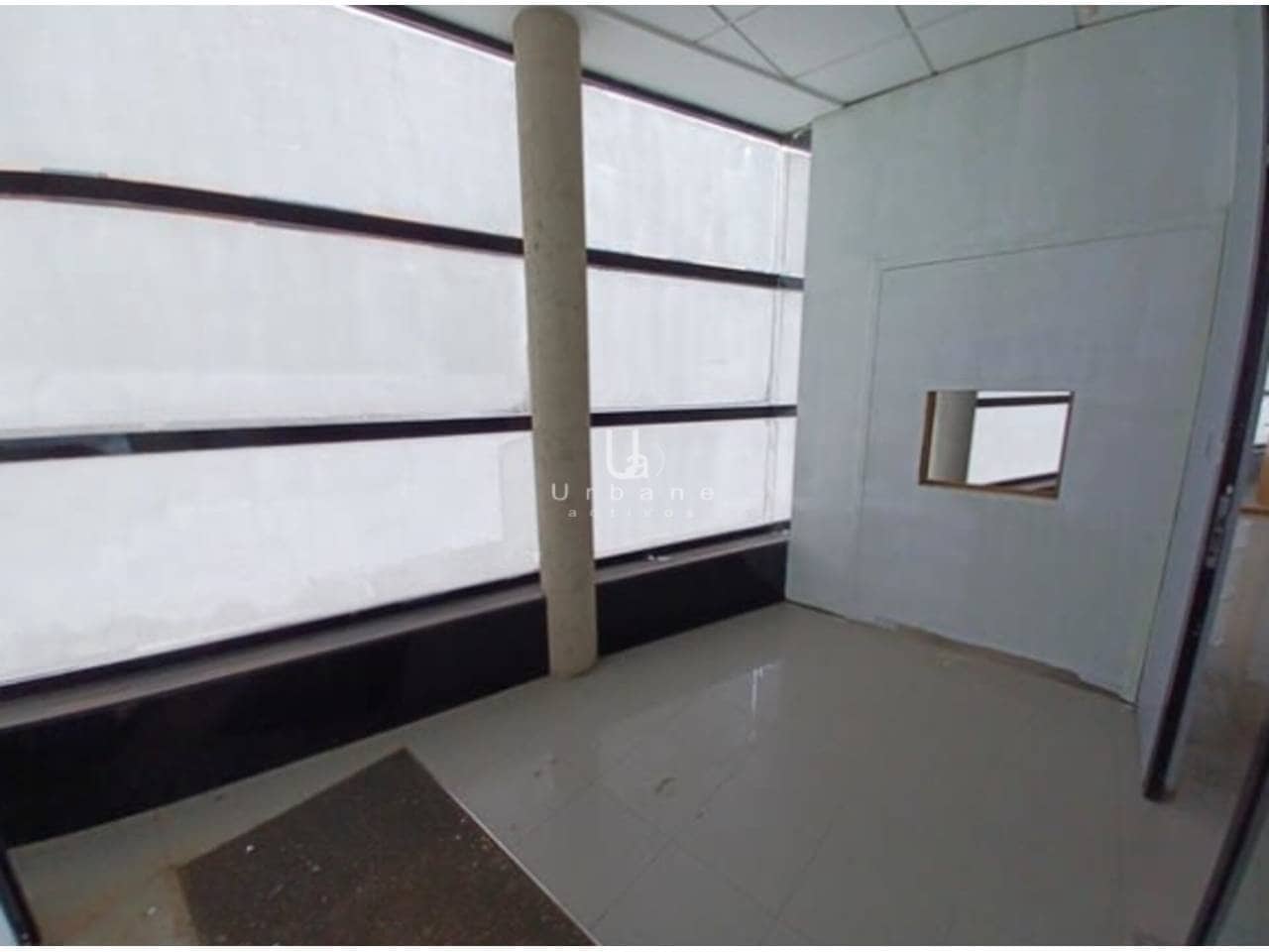 Commerciale in vendita in Cartagena - 96.000 € (Rif: 9217794)