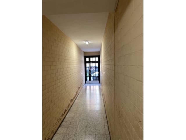 Commercieel te koop in Terrassa - € 4.500.000 (Ref: 9219655)