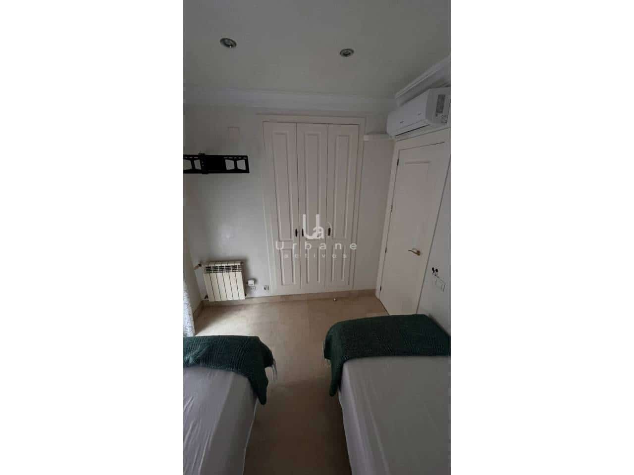 2 soveværelse Rækkehus til salg i Roda med swimmingpool garage - € 215.000 (Ref: 9246272)