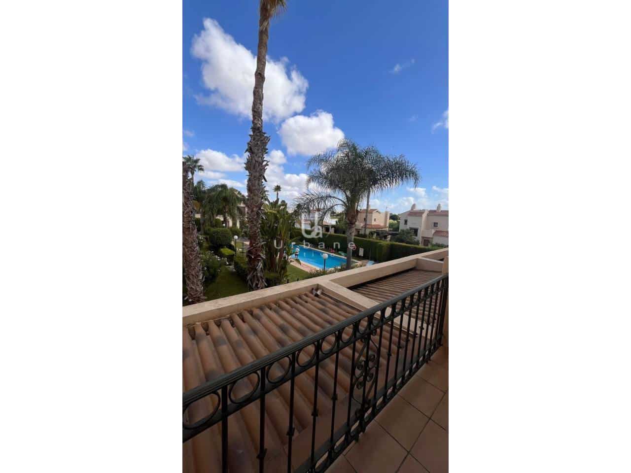 2 soveværelse Rækkehus til salg i Roda med swimmingpool garage - € 215.000 (Ref: 9246272)