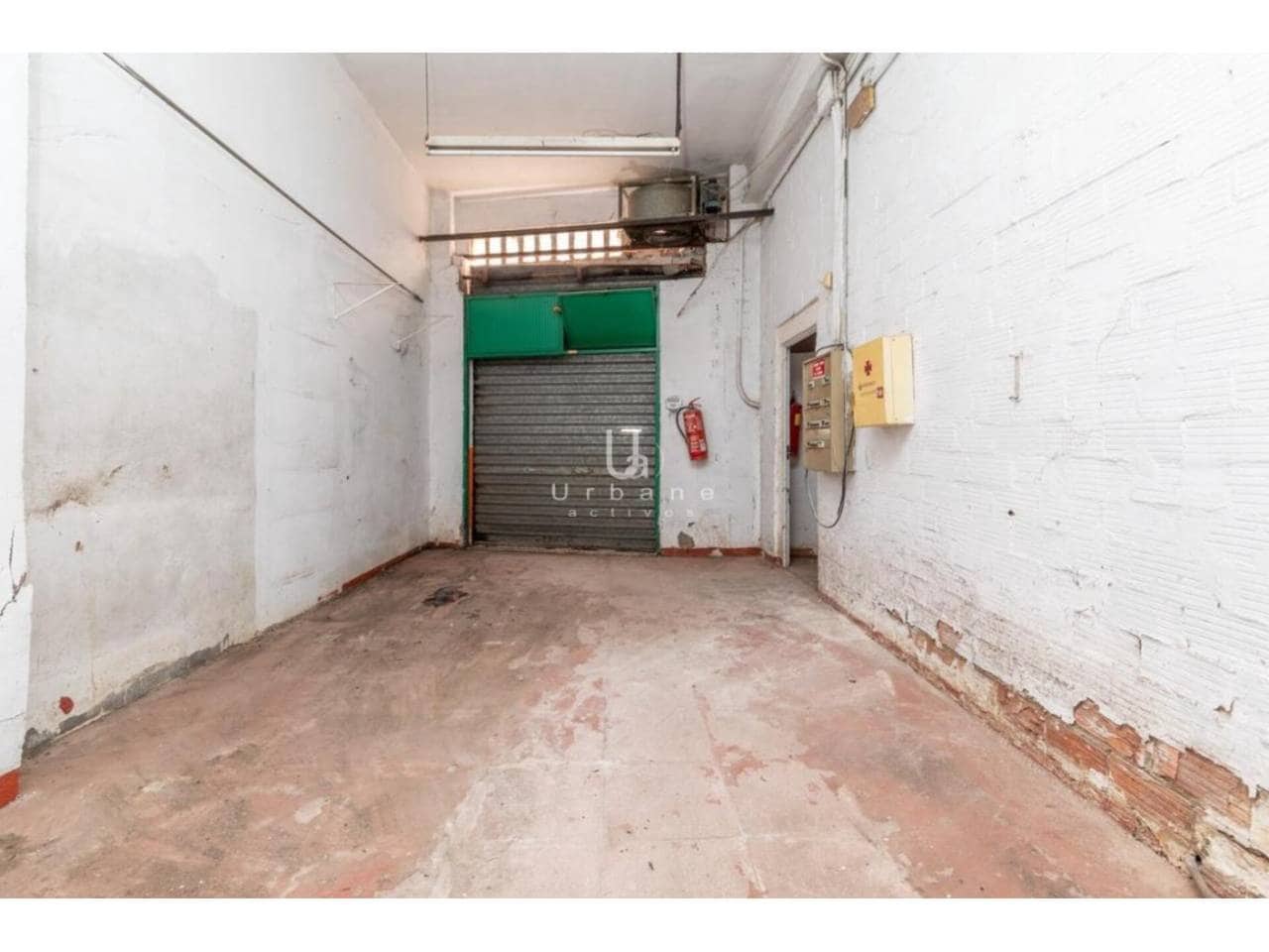 Commercial for sale in Alzira - € 99,000 (Ref: 9262244)